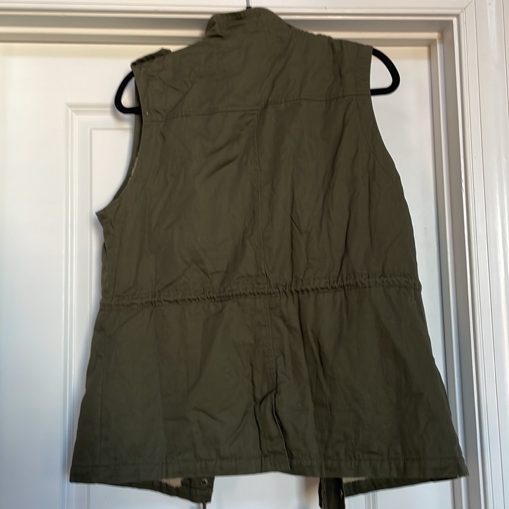 Utility vest - Picture 5 of 5